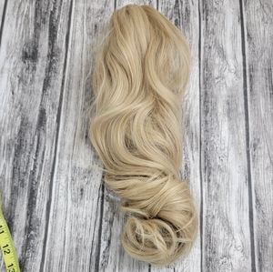 18"Champagne Blonde Clip on Ponytail